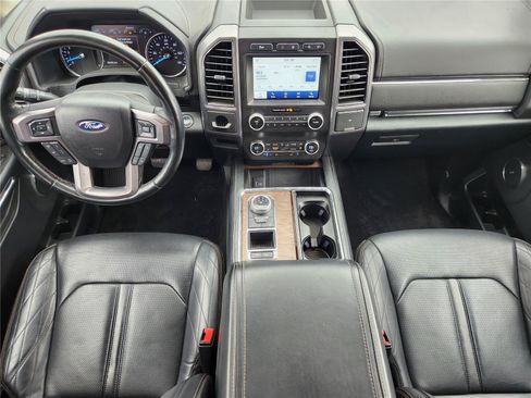 Used 2021 Ford Expedition Platinum RWD image 19