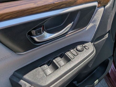 Used 2017 Honda CR-V EX image 16