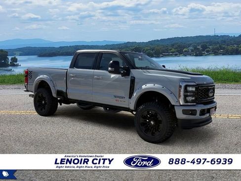 New 2026 Ford F250 Lariat w/ Black Appearance Package AWD/4WD image 1