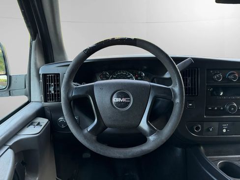 Used 2014 GMC Savana 2500 RWD image 14