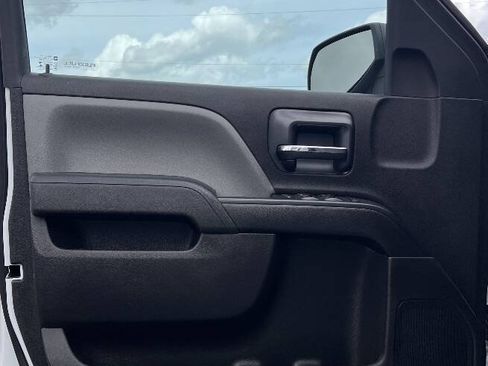 Used 2016 Chevrolet Silverado 2500 W/T AWD/4WD image 11
