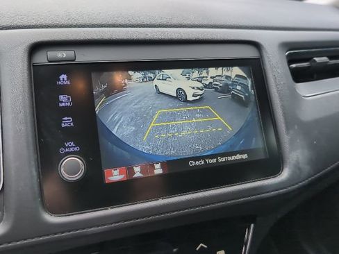 Used 2022 Honda HR-V EX image 17