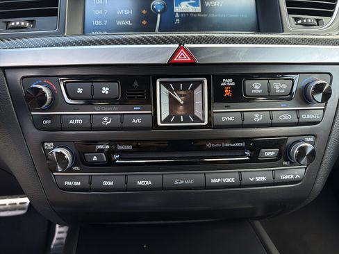 Used 2019 Genesis G80 3.3T Sport RWD image 10