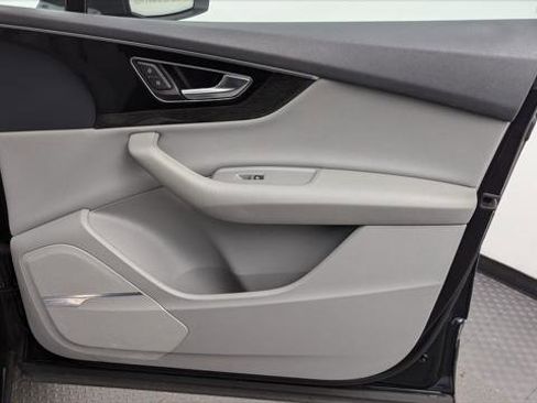 Used 2017 Audi Q7 3.0T Premium Plus image 22