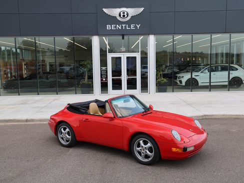 Used 1995 Porsche 911 Carrera RWD image 20