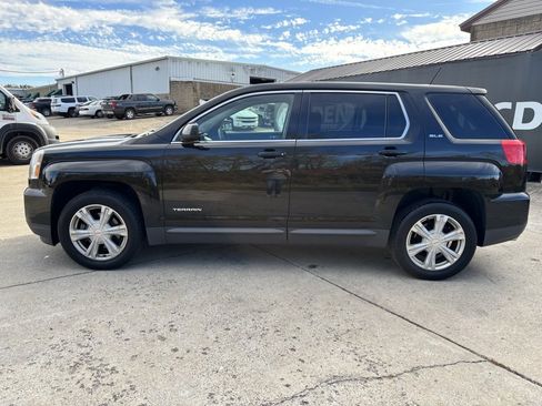 Used 2017 GMC Terrain SLE image 4