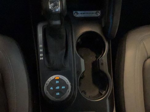 Used 2021 Ford Bronco Black Diamond AWD/4WD image 15