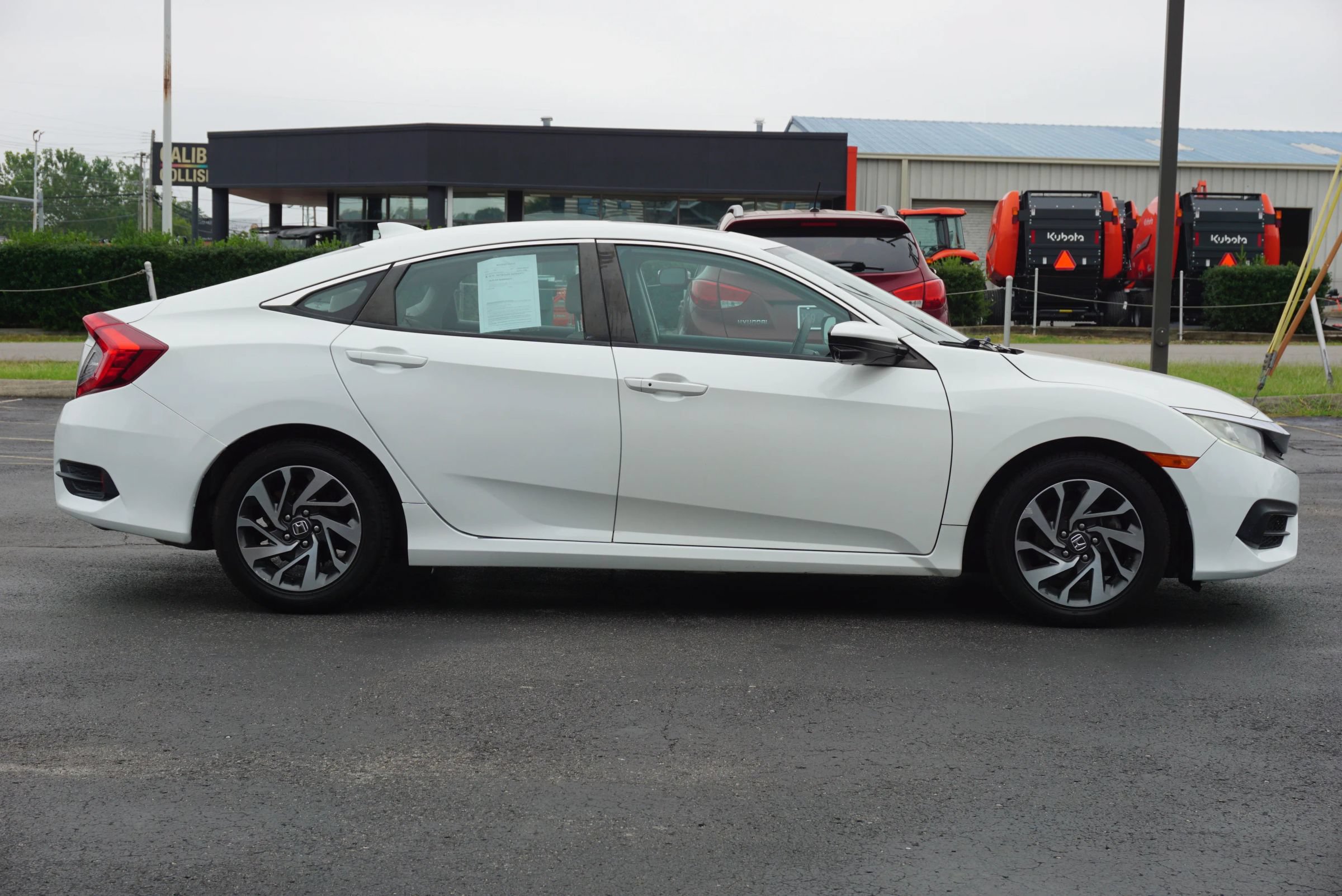 Used 2017 Honda Civic EX image 4