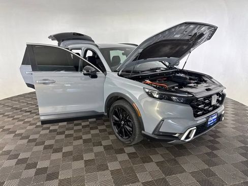 Used 2023 Honda CR-V Sport Touring image 15