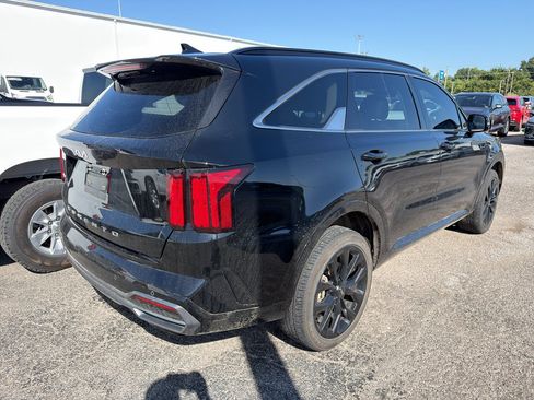 Used 2022 Kia Sorento SX AWD/4WD image 2