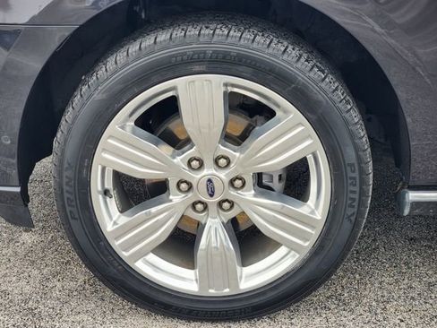 Used 2024 Ford Expedition Max Platinum image 8