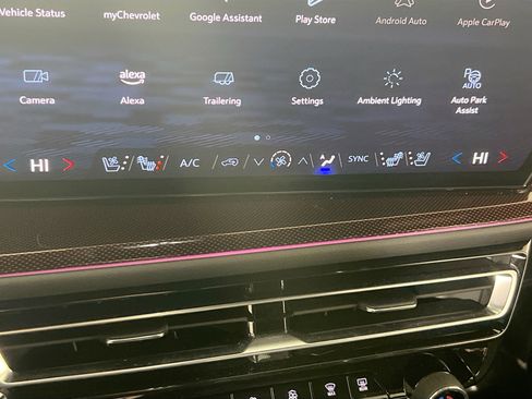 Used 2024 Chevrolet Traverse RS w/ LPO, Floor Liner Package image 16