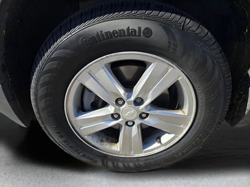 Used 2020 Chevrolet Trax LS w/ Tint and Cruise Package image 9