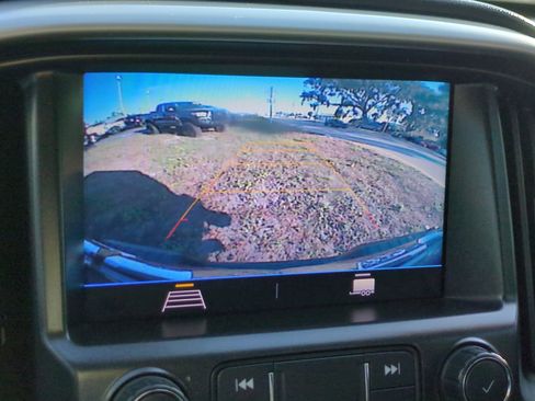 Used 2021 GMC Canyon Elevation image 18