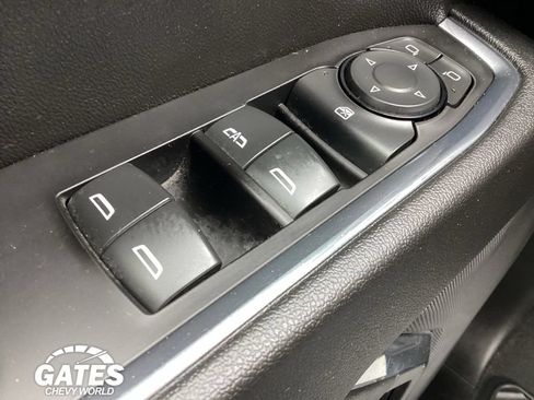 Used 2024 Chevrolet Silverado 1500 RST AWD/4WD image 19