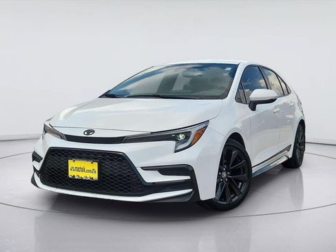 Used 2024 Toyota Corolla SE FWD image 1