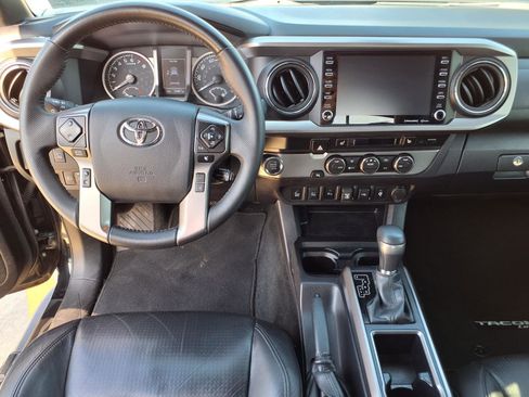 Certified 2023 Toyota Tacoma Limited w/ Nightshade Package image 11