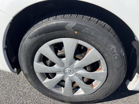 Used 2011 Toyota Corolla LE image 13