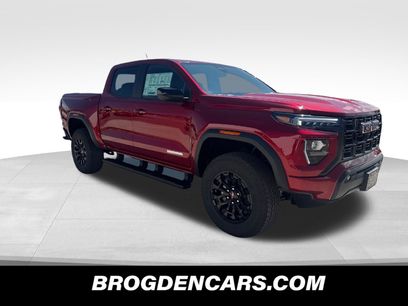 New 2026 GMC Canyon Elevation w/ Convenience Package