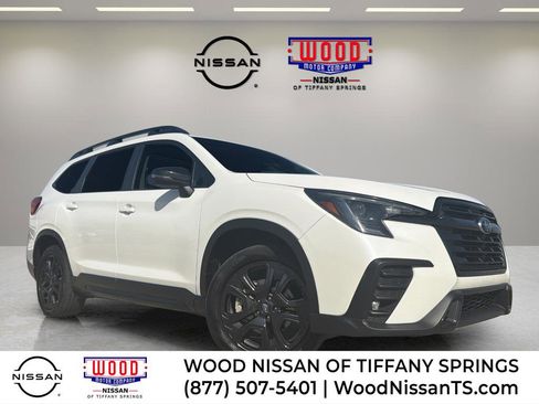 Used 2023 Subaru Ascent Onyx Edition image 1