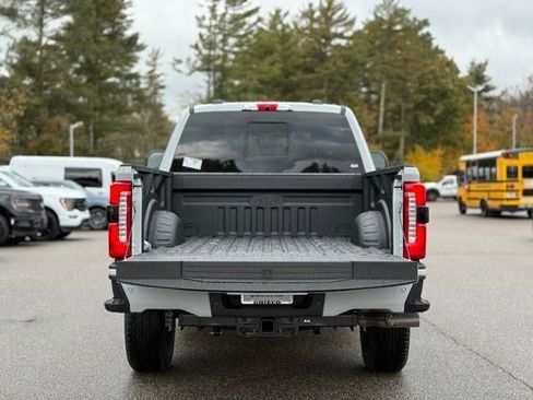 New 2026 Ford F250 Lariat w/ Black Appearance Package image 6