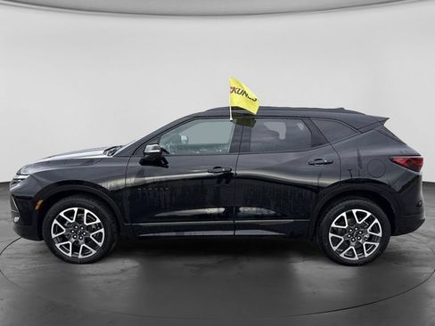 Used 2025 Chevrolet Blazer RS AWD/4WD image 6