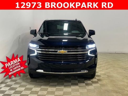 Used 2023 Chevrolet Tahoe LT w/ Luxury Package image 2