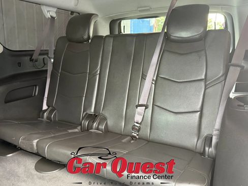Used 2015 Cadillac Escalade ESV 2WD image 14