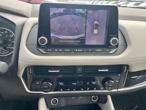 Used 2023 Nissan Rogue SL FWD image 20