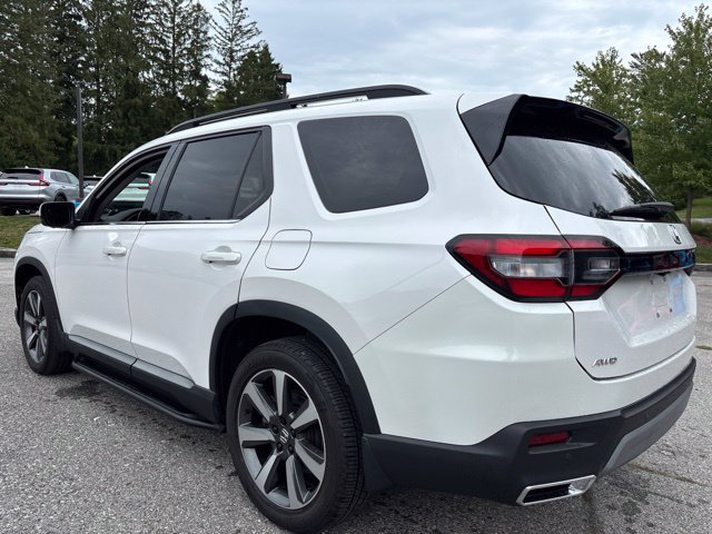 Certified 2023 Honda Pilot Elite image 4