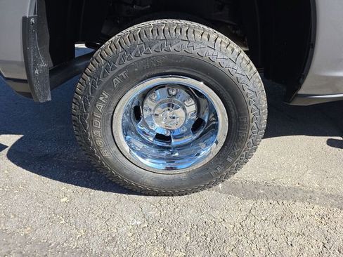 Used 2024 RAM 3500 Tradesman w/ Chrome Appearance Group AWD/4WD image 19