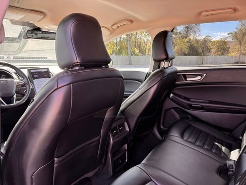Used 2024 Ford Edge SEL AWD/4WD image 18