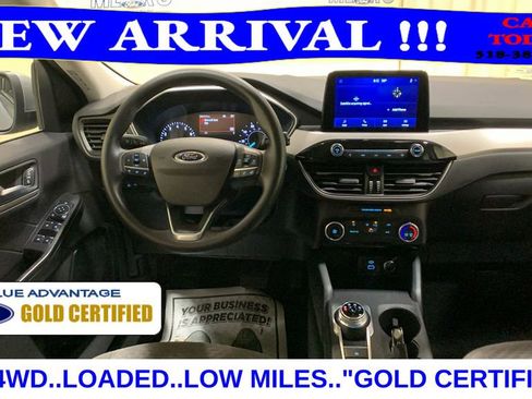 Used 2021 Ford Escape SE image 22