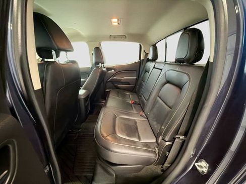 Used 2018 Chevrolet Colorado Z71 w/ Centennial Edition image 21