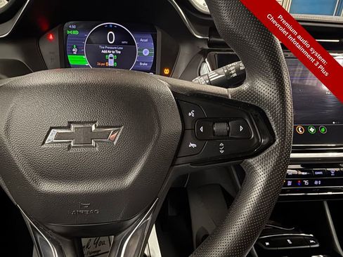 Used 2023 Chevrolet Bolt EUV LT image 18