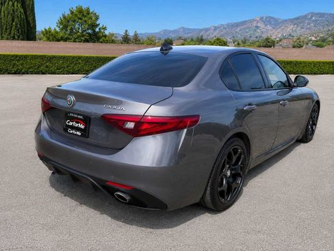 Used 2021 Alfa Romeo Giulia Sprint w/ Nero Edizione RWD image 4
