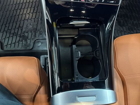 Certified 2025 Mercedes-Benz C 300 4MATIC Sedan image 19