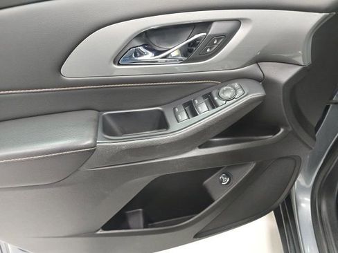 Certified 2021 Chevrolet Traverse LT image 20
