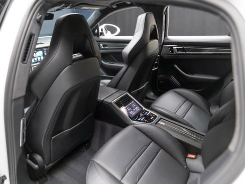 Used 2020 Porsche Panamera GTS w/ Premium Package Plus image 53