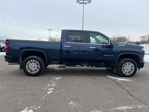 Certified 2022 Chevrolet Silverado 3500 High Country w/ Z71 Off-Road Package image 8