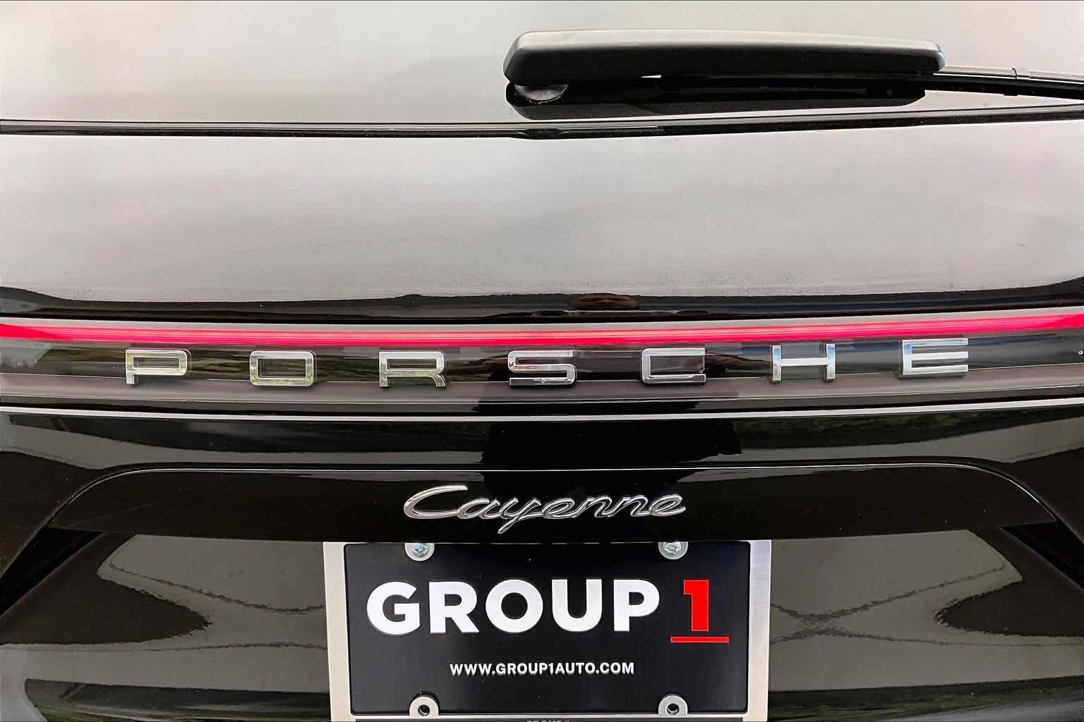 Used 2021 Porsche Cayenne AWD/4WD image 32