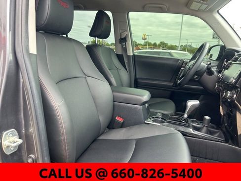Used 2022 Toyota 4Runner TRD Off-Road Premium w/ TRD Black Wheel Package (TMS) AWD/4WD image 8