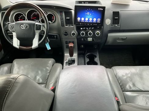 Used 2015 Toyota Sequoia Platinum image 12