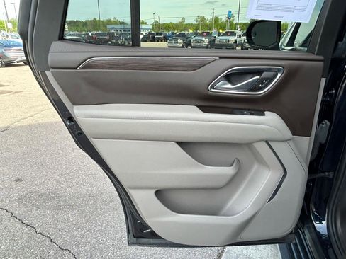 Used 2023 Chevrolet Tahoe LS AWD/4WD image 14