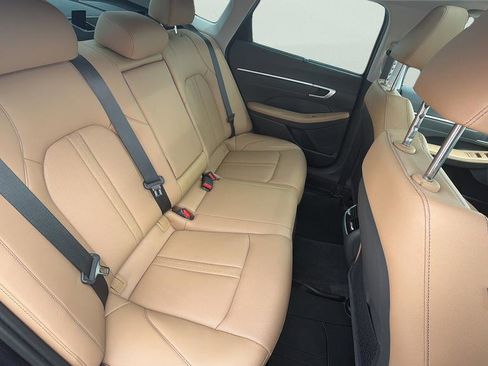Used 2025 Hyundai Sonata Limited image 21