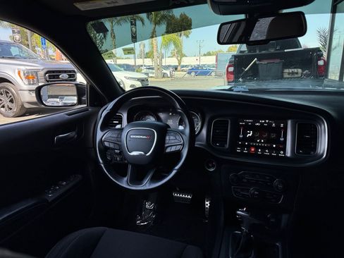 Used 2019 Dodge Charger Scat Pack RWD image 17