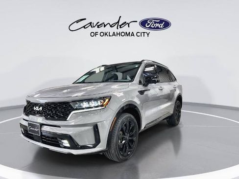 Used 2023 Kia Sorento SX AWD/4WD image 4