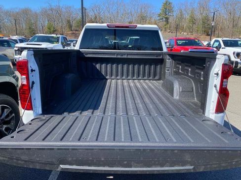 Used 2025 Chevrolet Silverado 1500 W/T w/ WT Value Package image 5