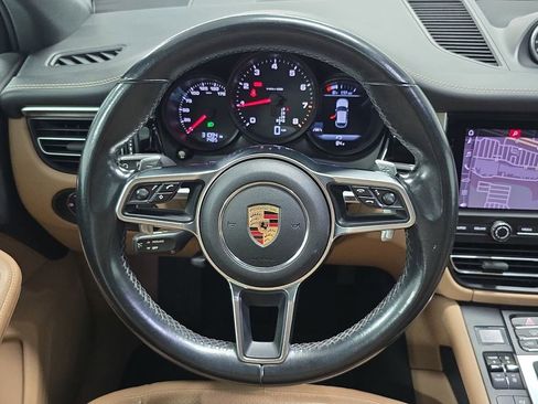 Certified 2019 Porsche Macan AWD/4WD image 13