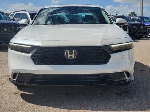 Certified 2025 Honda Accord Touring image 3